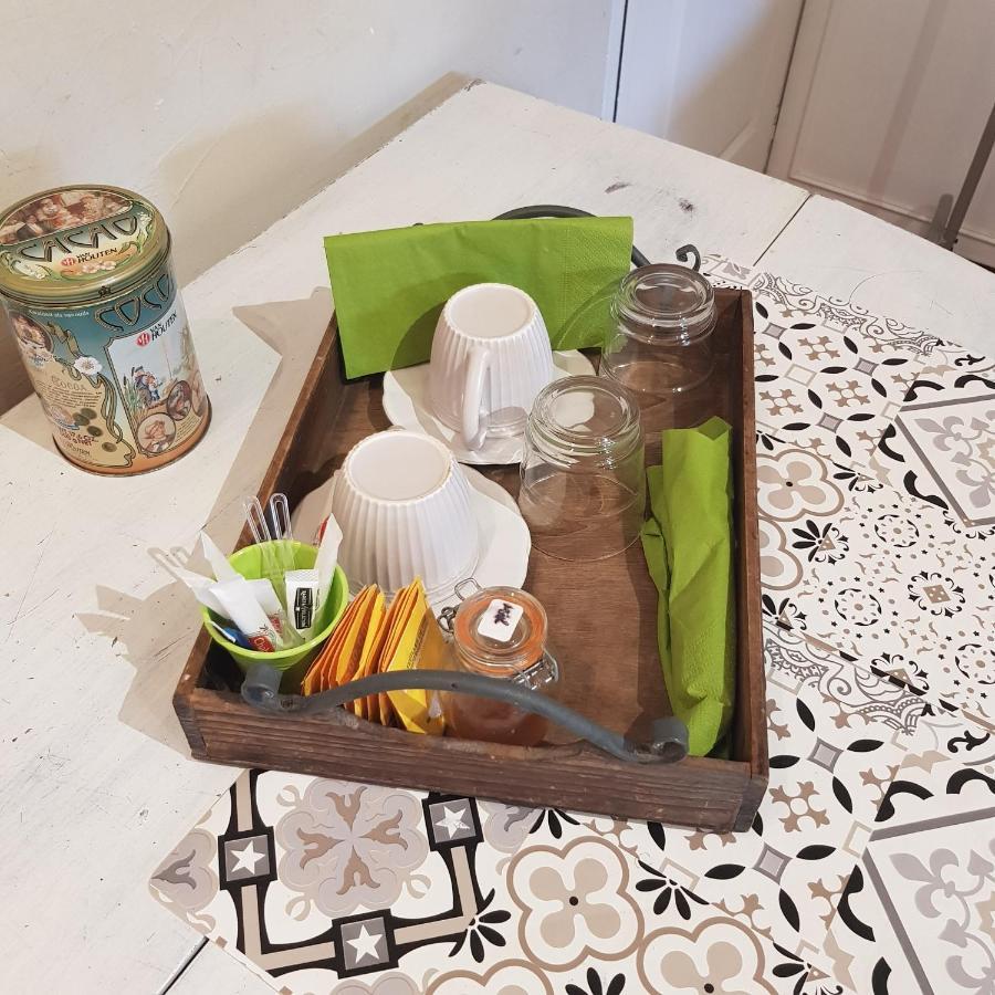 Au Petit Nid De Sanguinet Acomodação com café da manhã Exterior foto